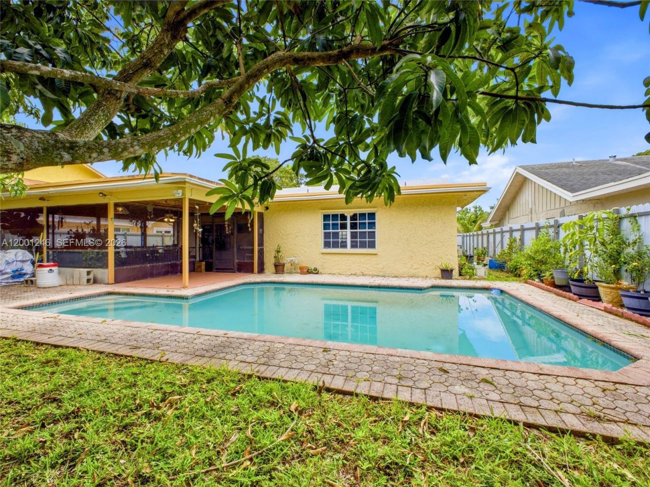 1319 SW 74th Ave, North Lauderdale, FL 33068 Photo