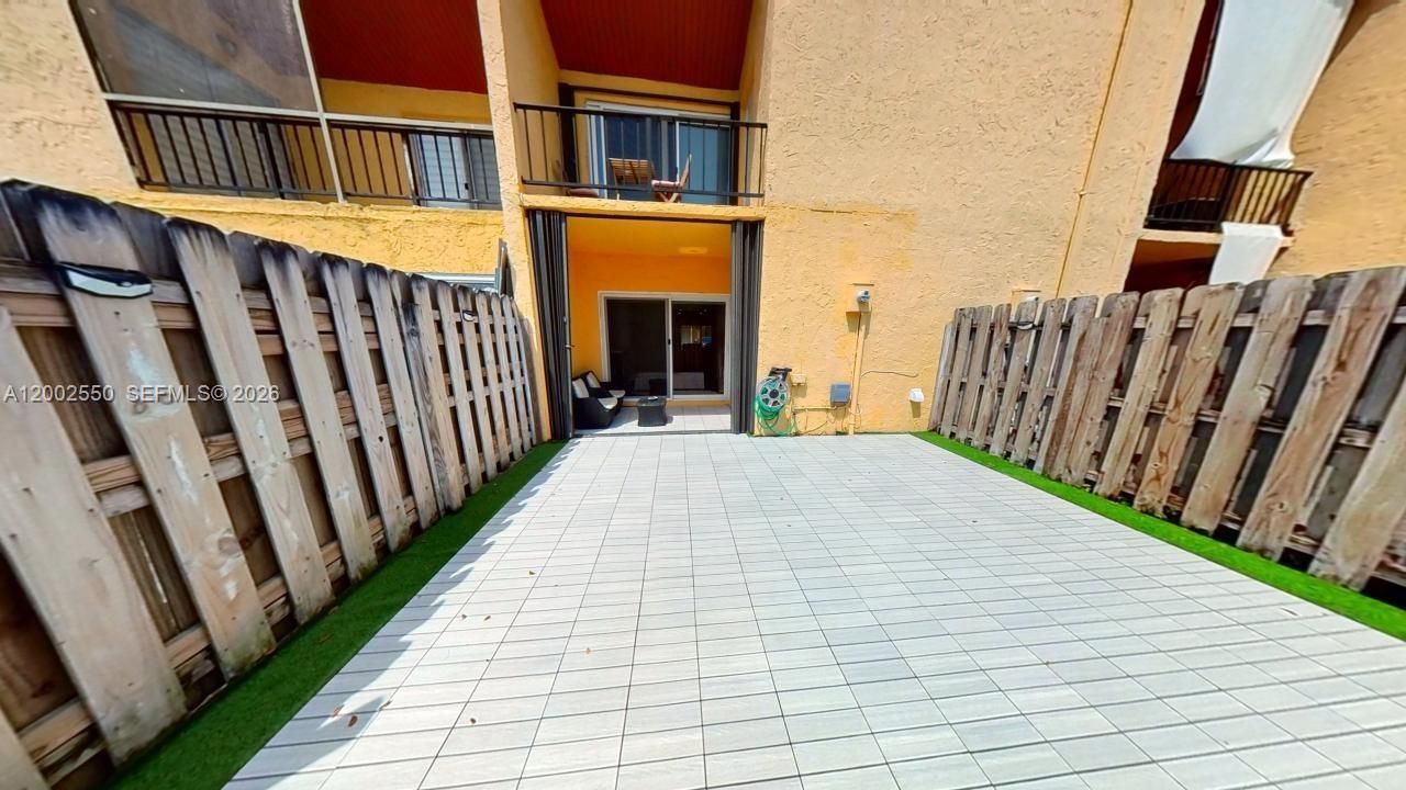 13731 SW 84th St, Unit C-11, Miami, FL 33183 Photo