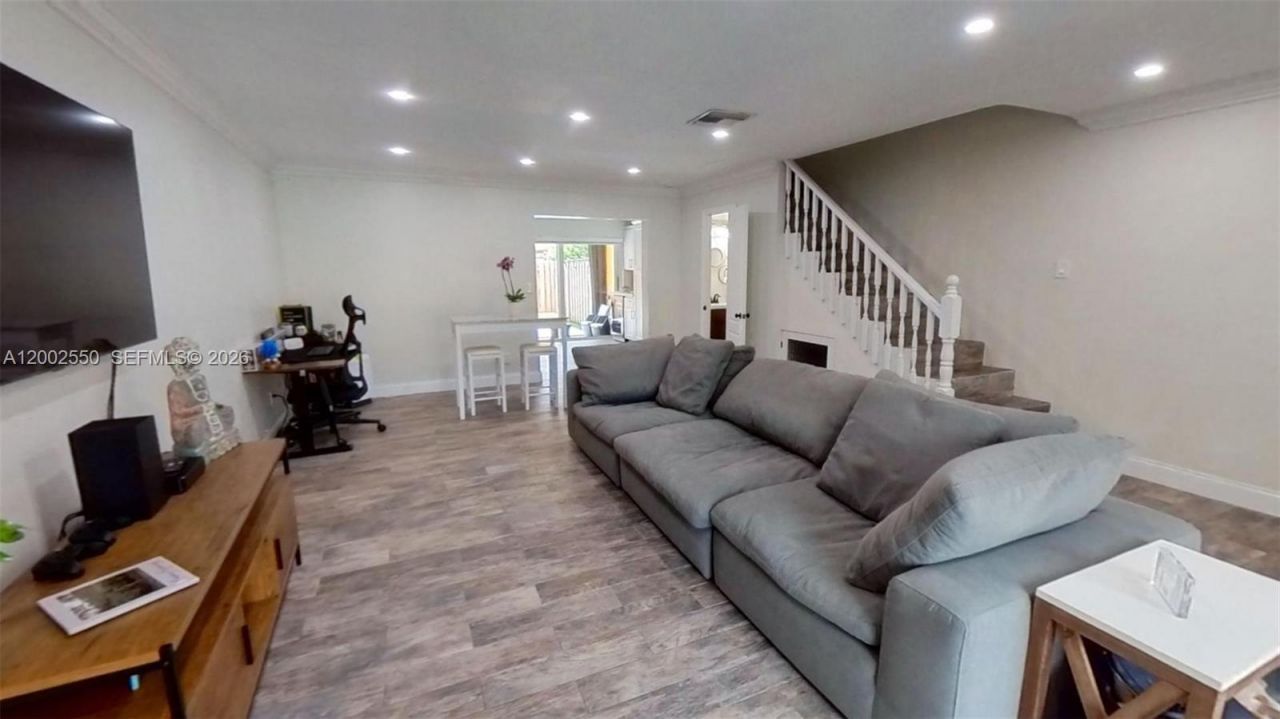 13731 SW 84th St, Unit C-11, Miami, FL 33183 Photo