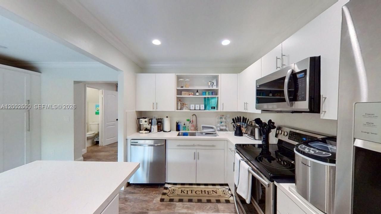 13731 SW 84th St, Unit C-11, Miami, FL 33183 Photo