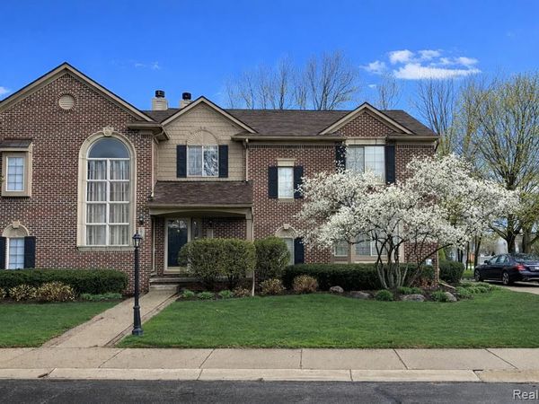 136 Sheffield Court, CANTON, MI 48188