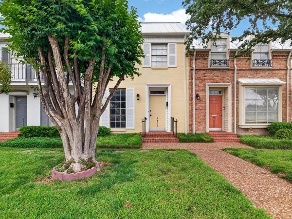 9852 Brockbank Drive , Dallas, TX 75220