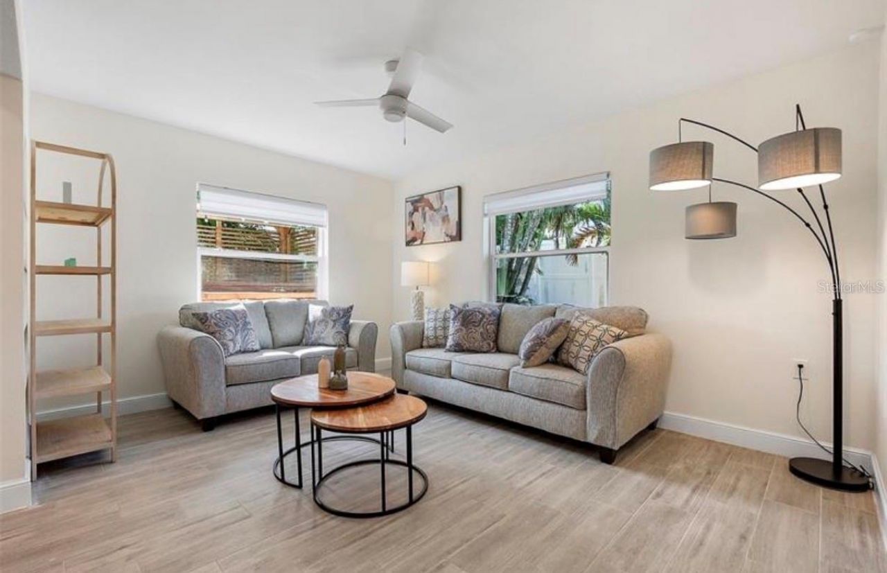 6750 W Flamingo Way S, Saint Petersburg, FL 33707 Photo