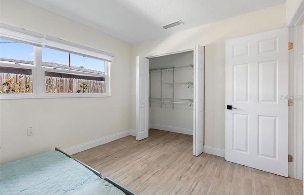 6750 W Flamingo Way S, Saint Petersburg, FL 33707 Photo