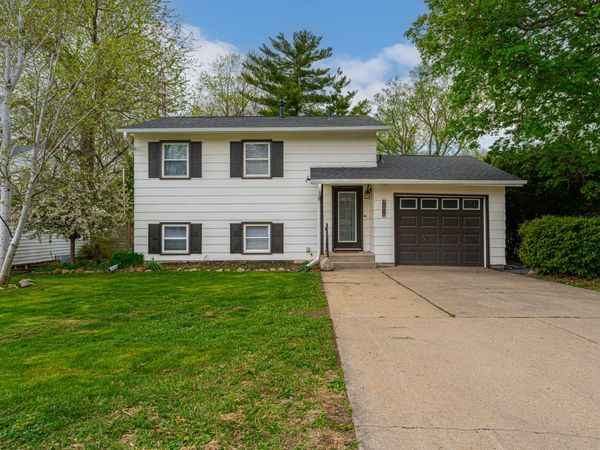 805 S Grove Street , Normal, IL 61761