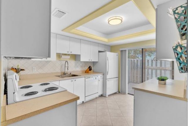 431 Jupiter Lakes Boulevard, Unit 2124d, Jupiter, FL 33458 Photo