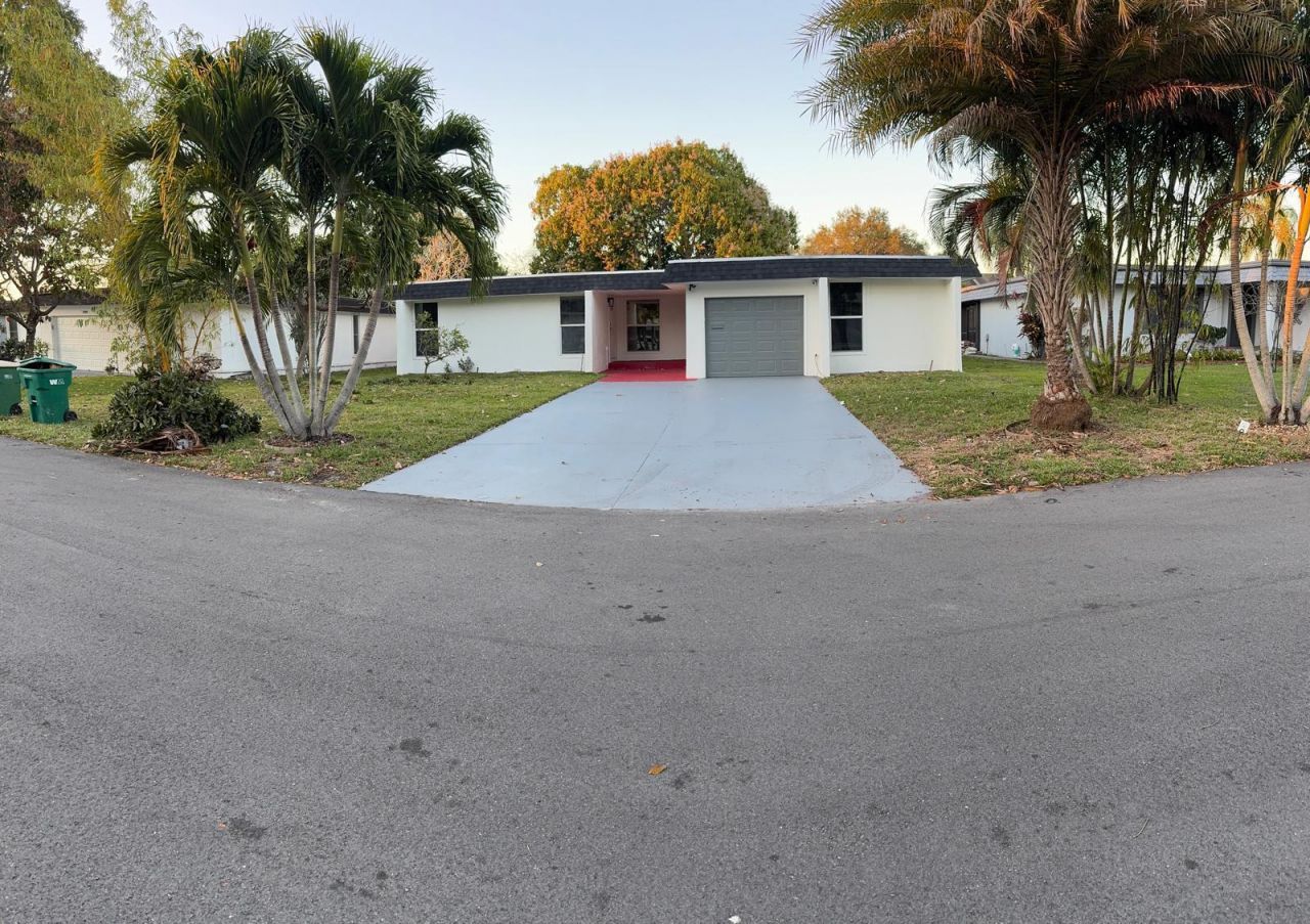 7007 NW 64th Street, Tamarac, FL 33321 Photo