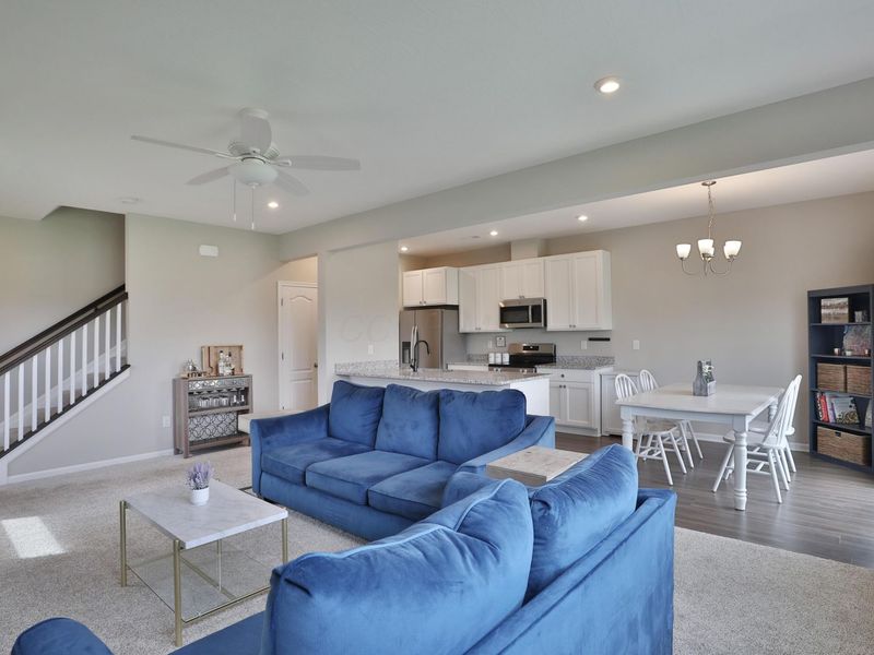 519 Rochdale, Delaware, OH 43015 Photo 12