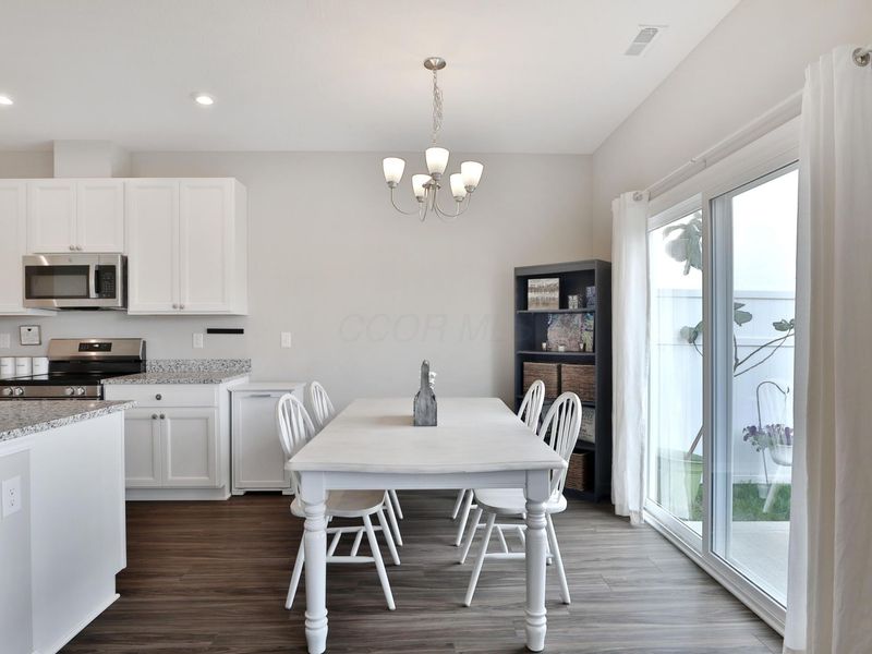 519 Rochdale, Delaware, OH 43015 Photo 13