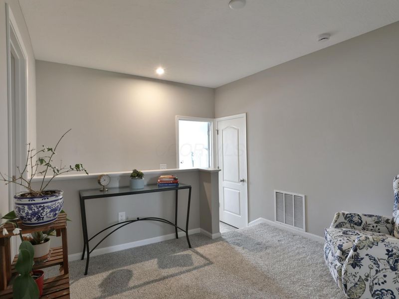 519 Rochdale, Delaware, OH 43015 Photo 20