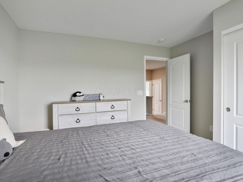 519 Rochdale, Delaware, OH 43015 Photo 31