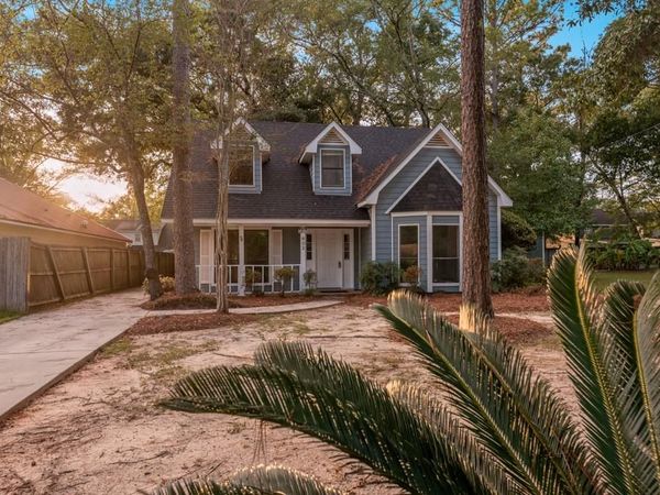 902 Pinemont Drive, Mobile, AL 36609