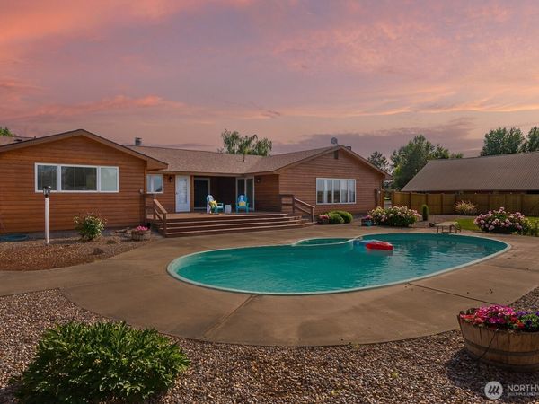 710 S McKinney Road , Othello, WA 99344