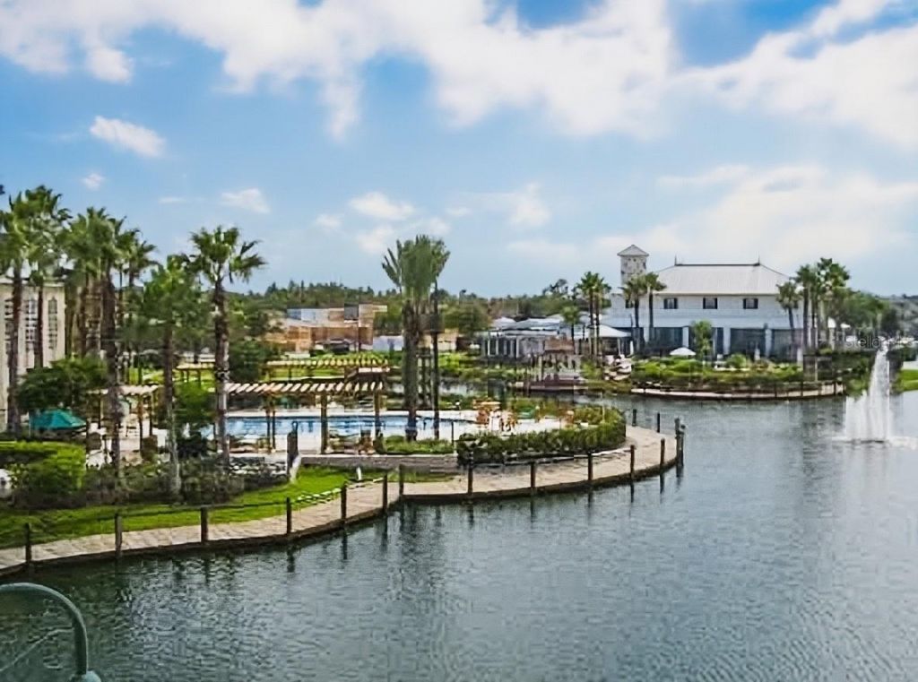 5124 Park Central Drive, Unit 527, Orlando, FL 32839 Photo