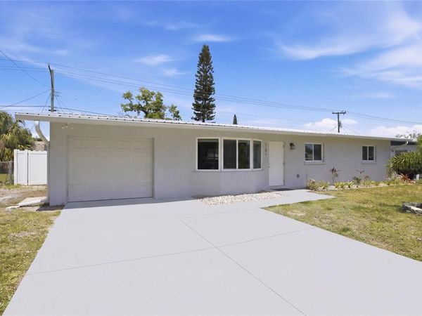 3106 OXFORD DRIVE W, BRADENTON, FL 34205