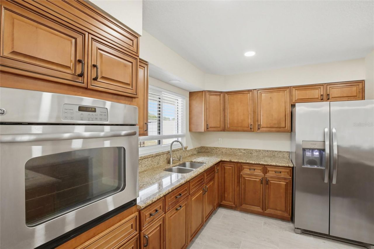 3106 Oxford Drive W, Bradenton, FL 34205 Photo