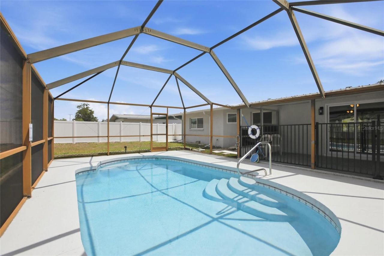 3106 Oxford Drive W, Bradenton, FL 34205 Photo