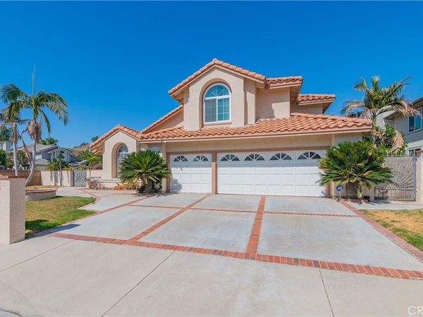 28105 Hollyberry Lane, Yorba Linda, CA 92887