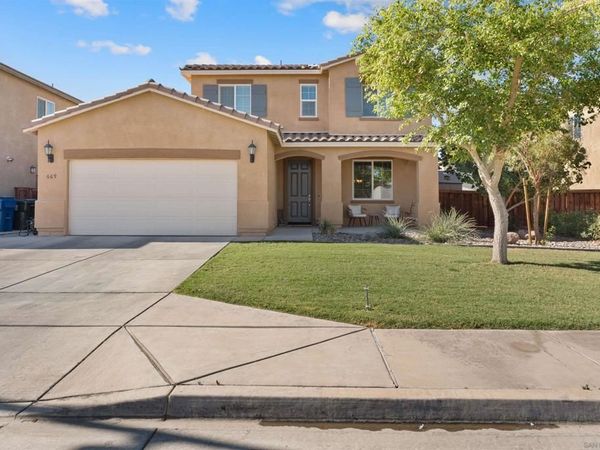 669 Las Lomas, Imperial, CA 92251
