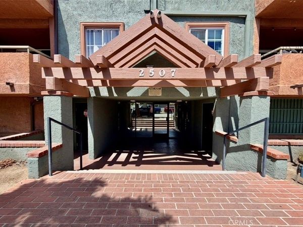 2507 E 15th, Unit 213, Long Beach, CA 90804