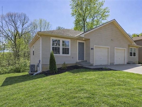 8853 Ann Avenue, Kansas City, KS 66112