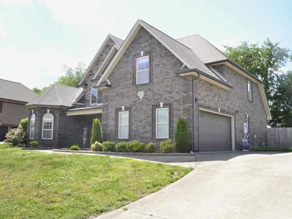 1504 Benton Park Pl, Clarksville, TN 37040