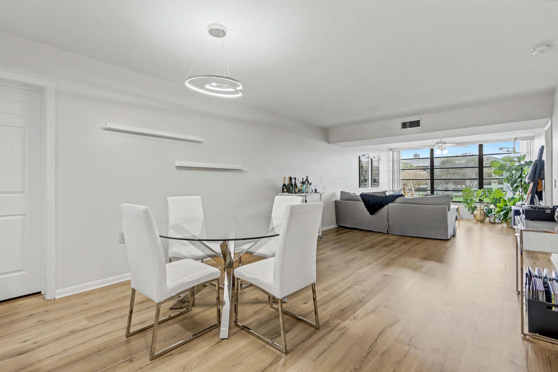 1518 Whitehall Drive, Unit 204, Davie, FL 33324 Photo