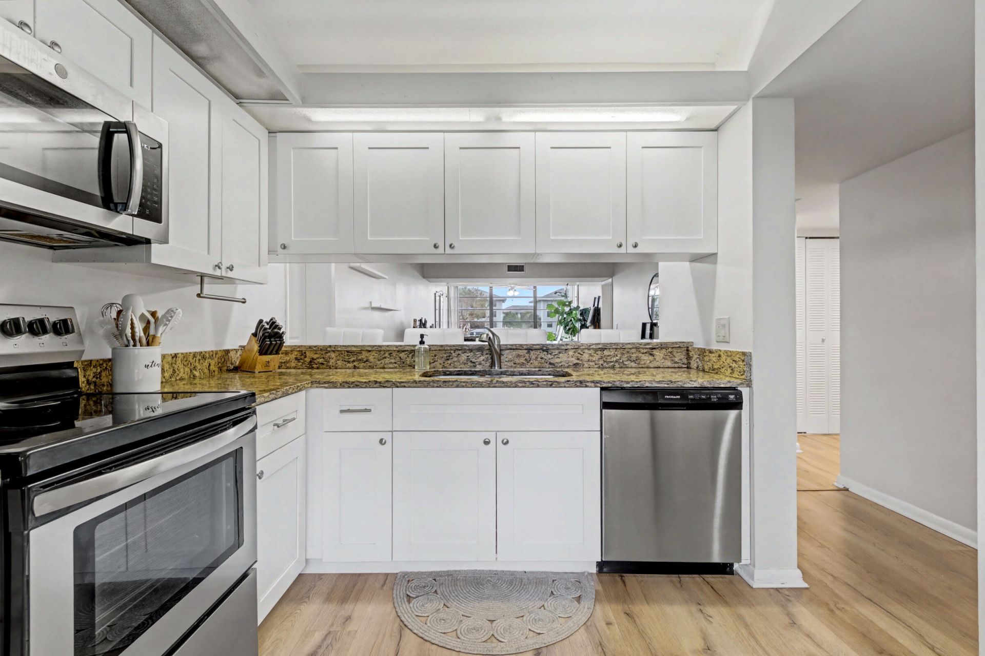 1518 Whitehall Drive, Unit 204, Davie, FL 33324 Photo