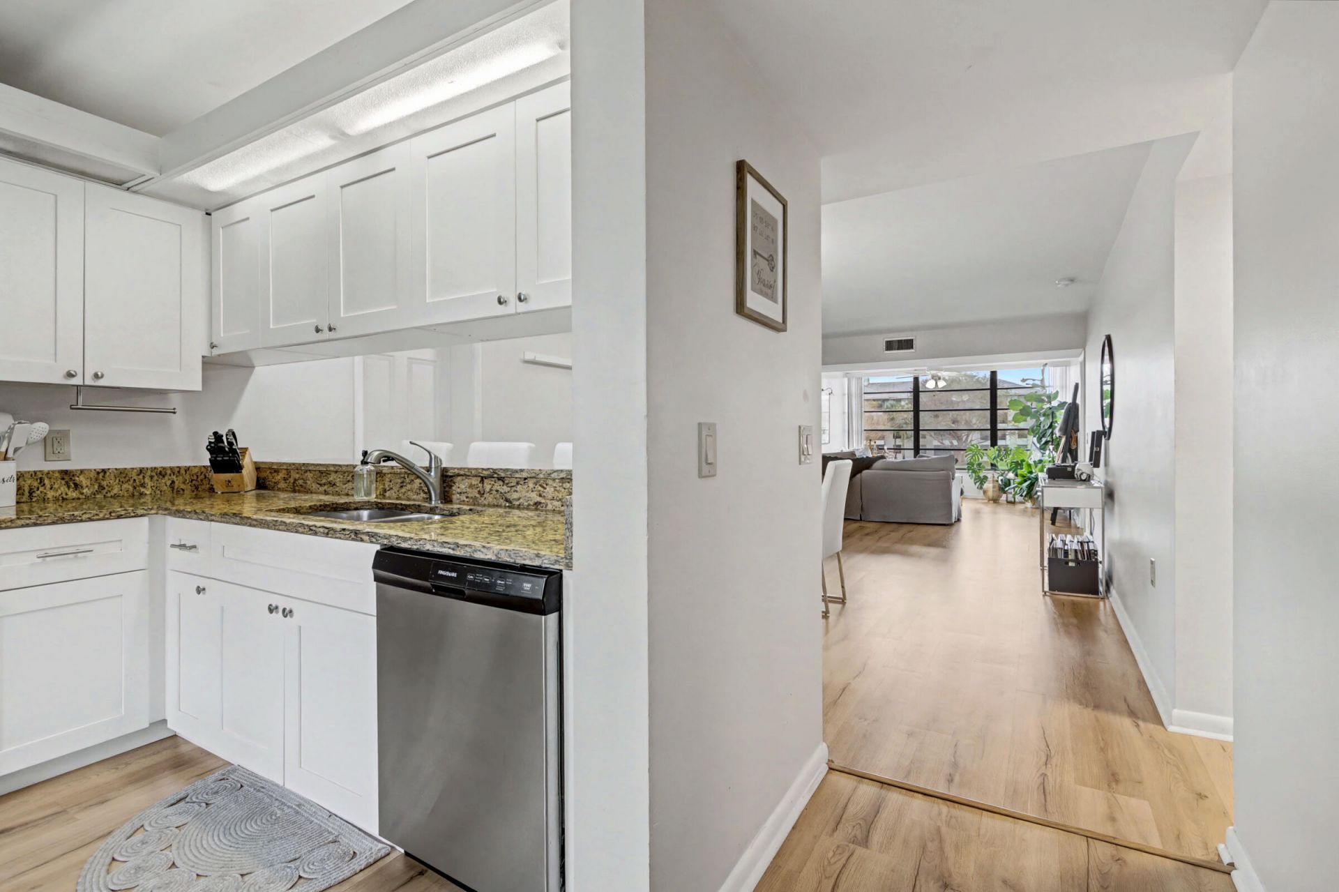 1518 Whitehall Drive, Unit 204, Davie, FL 33324 Photo