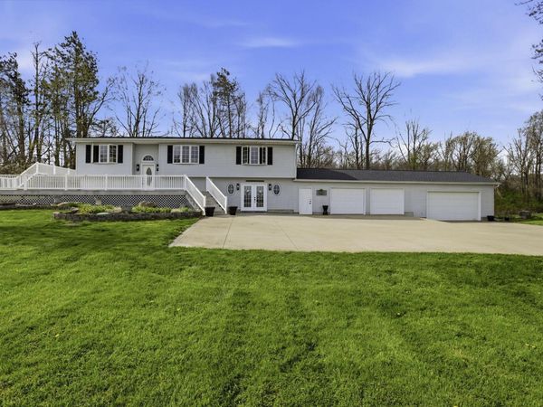 12830 New Delaware Road, Mount Vernon, OH 43050