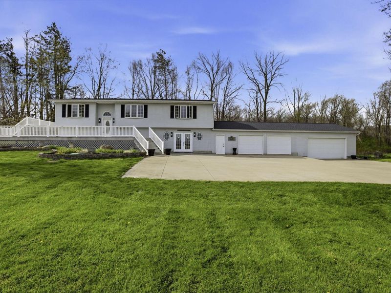12830 New Delaware Road, Mount Vernon, OH 43050 Photo 1