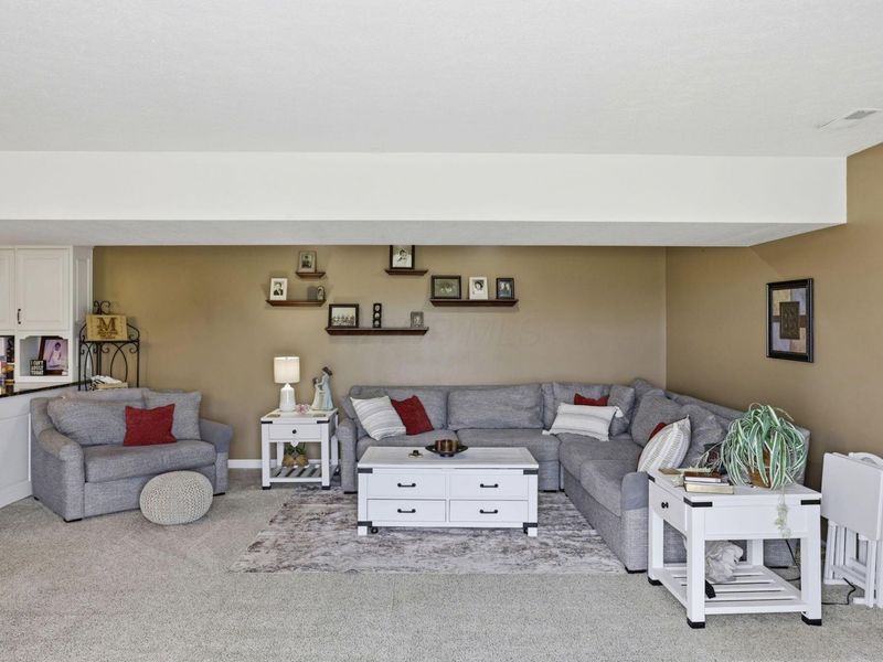 12830 New Delaware Road, Mount Vernon, OH 43050 Photo 10