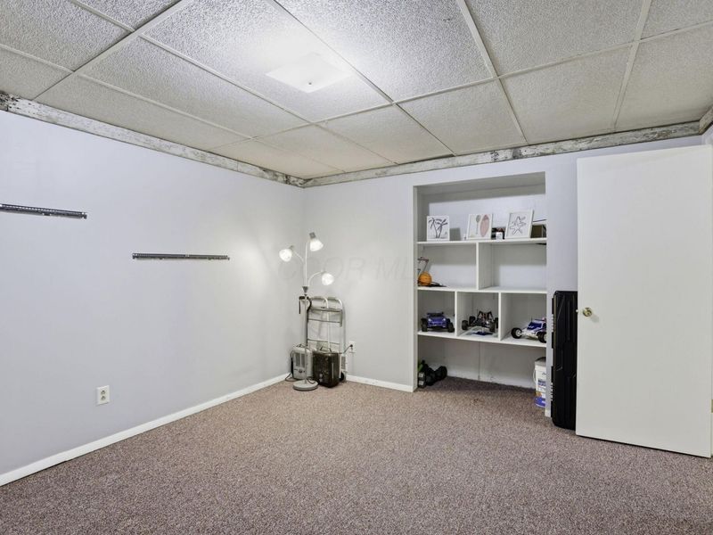 12830 New Delaware Road, Mount Vernon, OH 43050 Photo 17