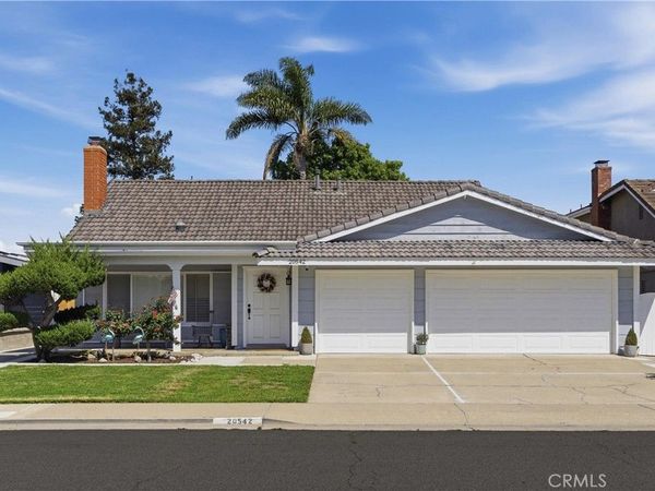 20542 Bearsden, Huntington Beach, CA 92646