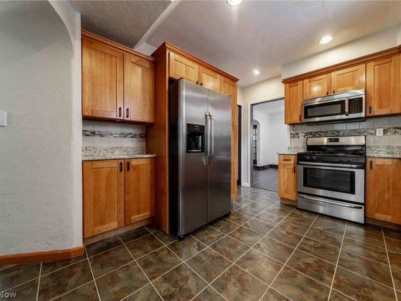 3598 Cedarbrook Road , University Heights, OH 44118 Photo 7