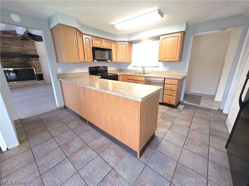 9061 Cranbrook Drive , Northfield, OH 44067 Photo 12