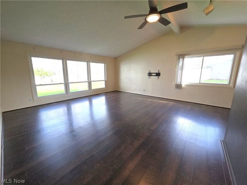 9061 Cranbrook Drive , Northfield, OH 44067 Photo 3