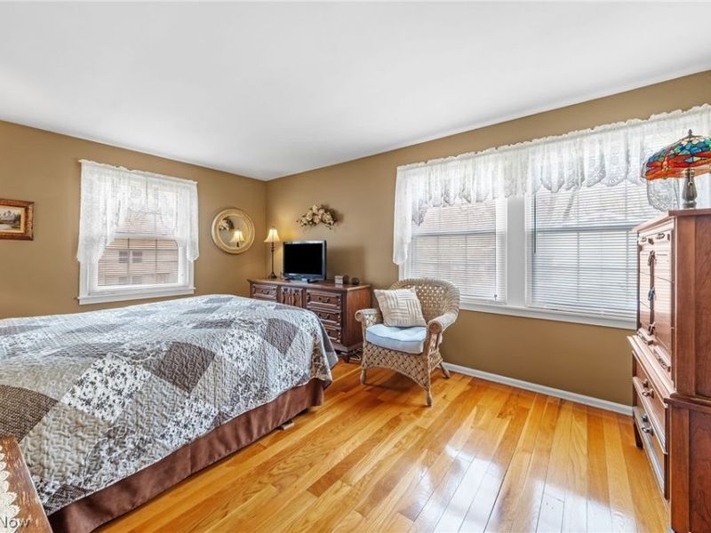 880 Markham Avenue , Cuyahoga Falls, OH 44221 Photo 18