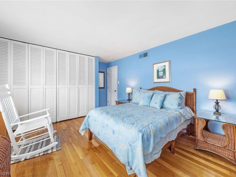 880 Markham Avenue , Cuyahoga Falls, OH 44221 Photo 22