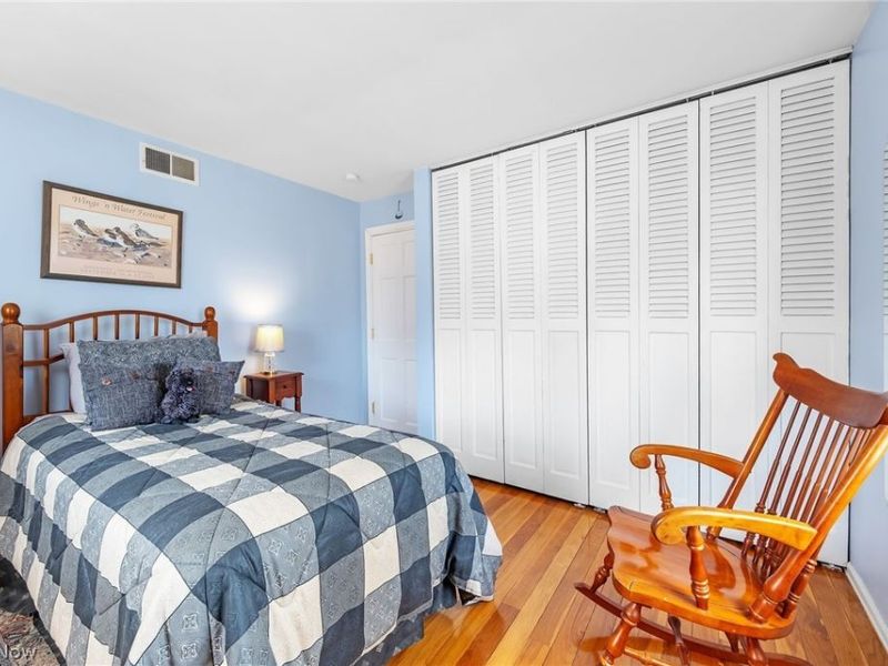 880 Markham Avenue , Cuyahoga Falls, OH 44221 Photo 26