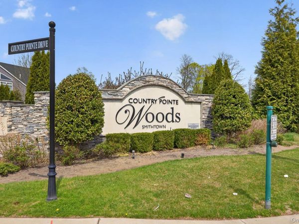 48 Bellflower Path, Smithtown, NY 11787