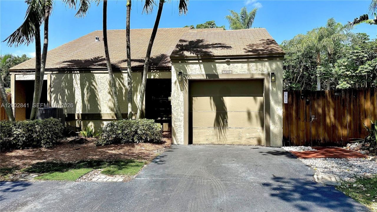 7531 SW 95th Pl., Miami, FL 33173 Photo