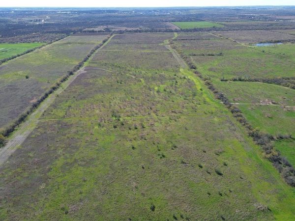 16001 Richards DR, Del Valle, TX 78617