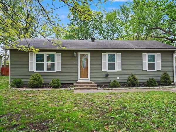 410 S Jefferson Street, Spring Hill, KS 66083