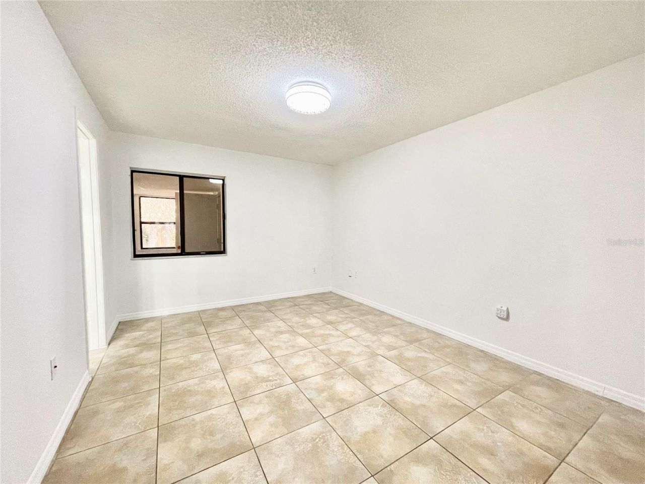 9816 River Crest Court , Orlando, FL 32825 Photo