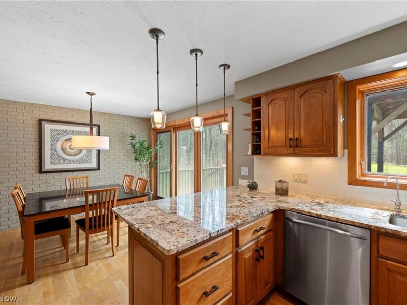 12435 Pearl Road, Chardon, OH 44024 Photo 11