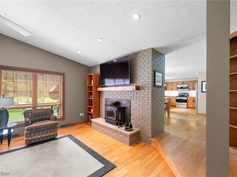 12435 Pearl Road, Chardon, OH 44024 Photo 6