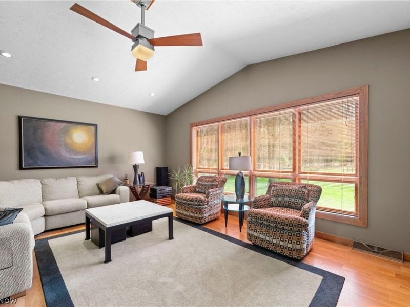 12435 Pearl Road, Chardon, OH 44024 Photo 7