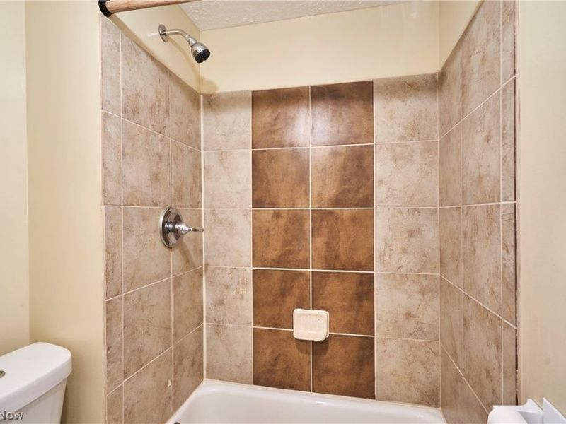 3218 Marvin Avenue, Cleveland, OH 44109 Photo 13