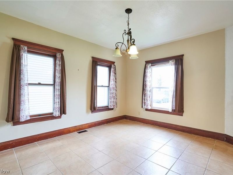 3218 Marvin Avenue, Cleveland, OH 44109 Photo 9